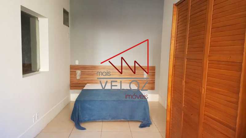 Casa à venda com 13 quartos, 105m² - Foto 8