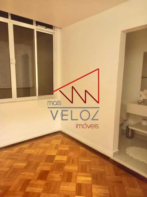 Apartamento à venda com 3 quartos, 95m² - Foto 9