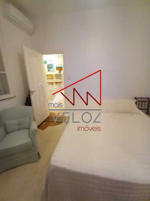 Apartamento à venda com 3 quartos, 95m² - Foto 16