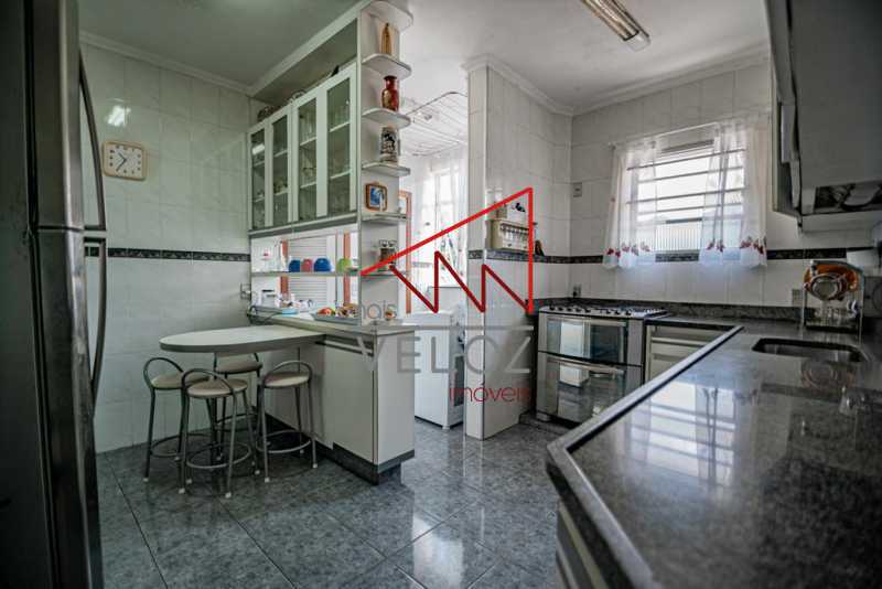 Cobertura à venda com 4 quartos, 172m² - Foto 14