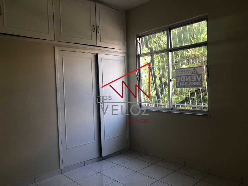 Apartamento à venda com 2 quartos, 70m² - Foto 11