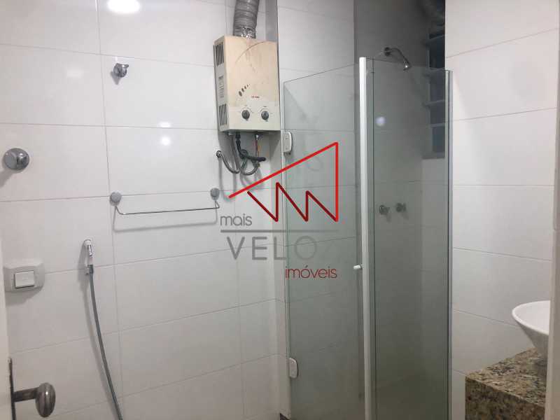 Apartamento à venda com 2 quartos, 70m² - Foto 14