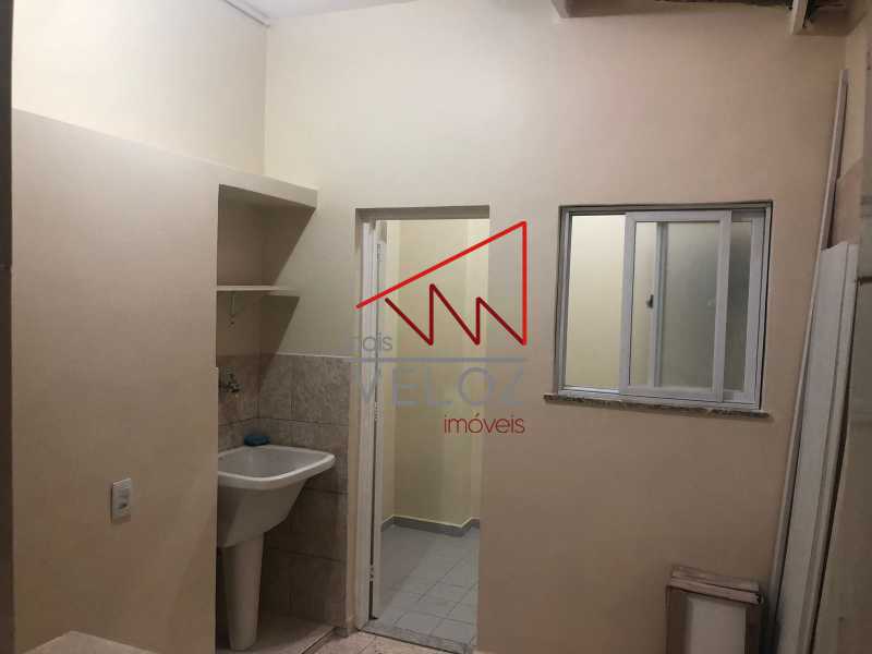 Apartamento à venda com 2 quartos, 70m² - Foto 21