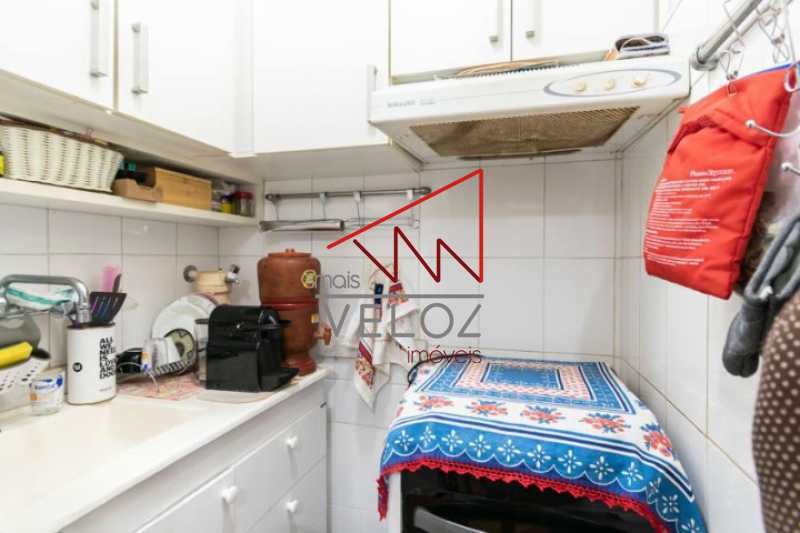 Apartamento à venda com 1 quarto, 28m² - Foto 2