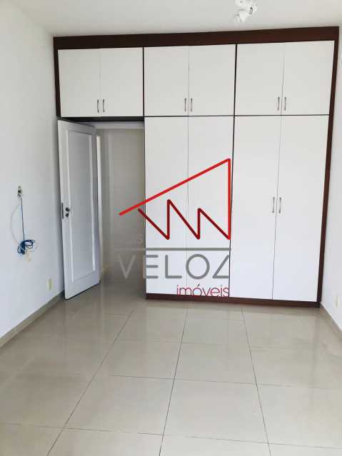 Cobertura à venda com 2 quartos, 60m² - Foto 21