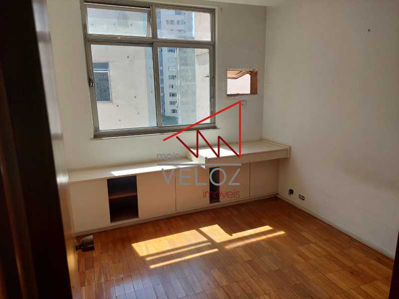 Apartamento à venda com 2 quartos, 131m² - Foto 7