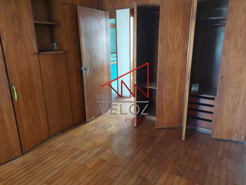 Apartamento à venda com 2 quartos, 131m² - Foto 11