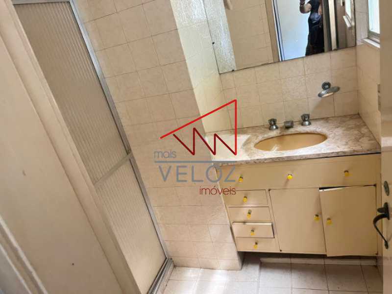 Apartamento à venda com 4 quartos, 223m² - Foto 21