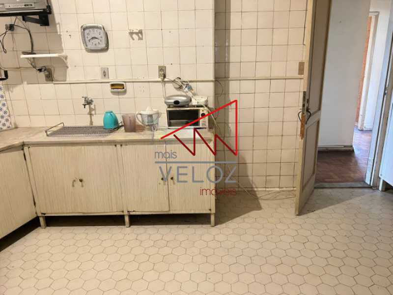 Apartamento à venda com 4 quartos, 223m² - Foto 22