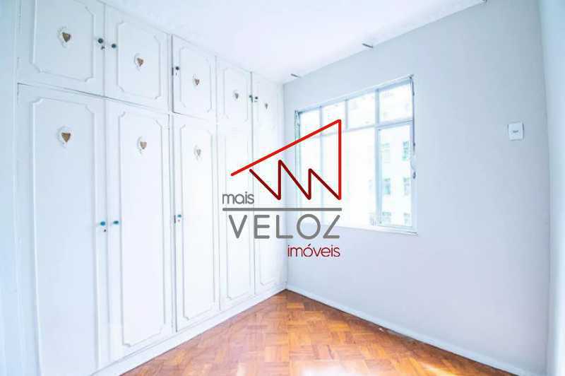 Apartamento à venda com 2 quartos, 65m² - Foto 14