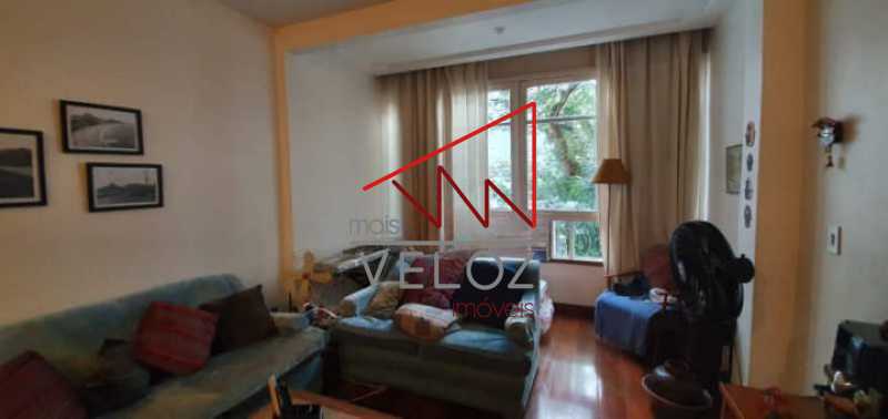 Apartamento à venda com 3 quartos, 98m² - Foto 2