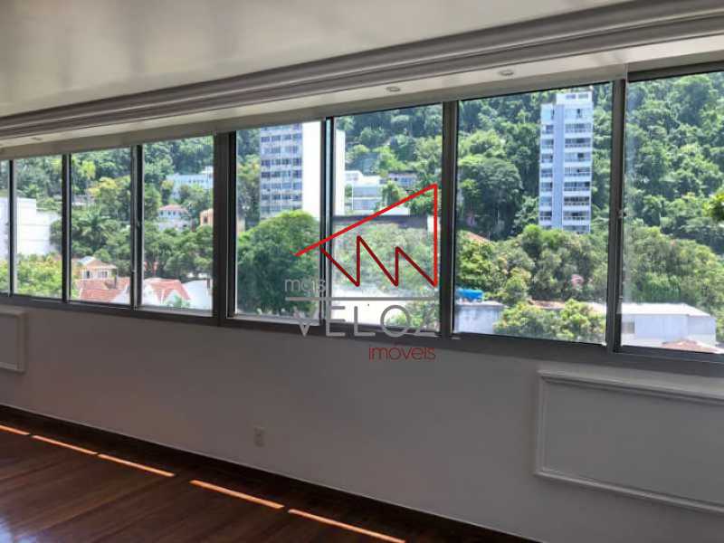 Apartamento à venda com 4 quartos, 143m² - Foto 2