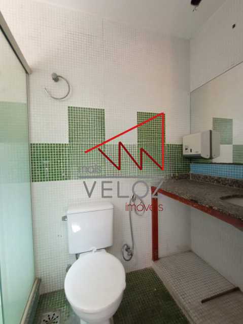 Casa à venda com 3 quartos, 300m² - Foto 16