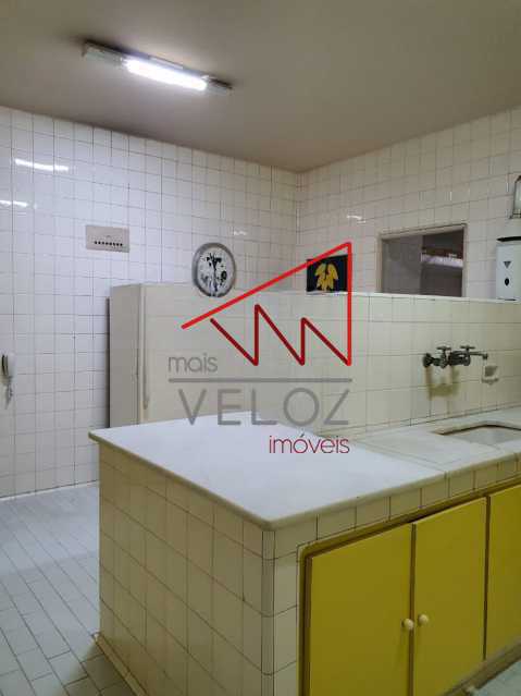 Apartamento à venda com 4 quartos, 290m² - Foto 23