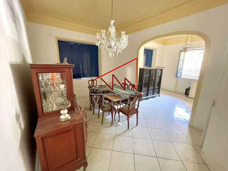 Casa à venda com 8 quartos, 600m² - Foto 19