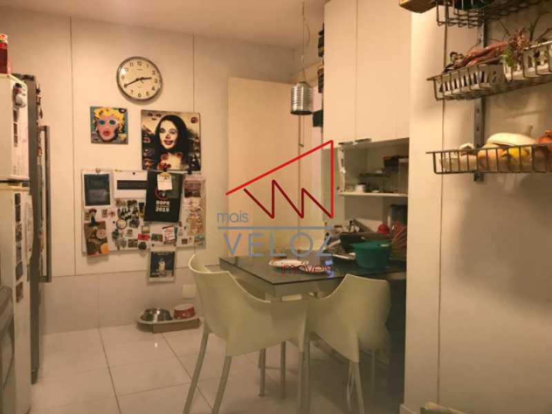 Casa à venda com 3 quartos, 210m² - Foto 22