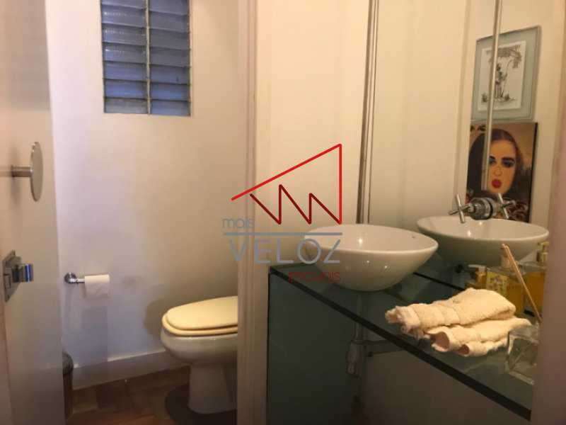 Casa à venda com 3 quartos, 210m² - Foto 24