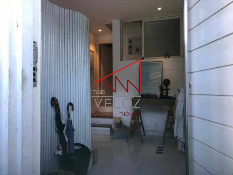 Casa à venda com 3 quartos, 210m² - Foto 26