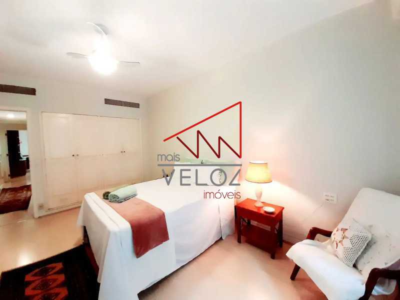 Apartamento à venda com 3 quartos, 92m² - Foto 2