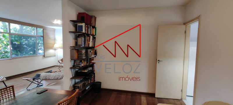 Apartamento à venda com 3 quartos, 130m² - Foto 16