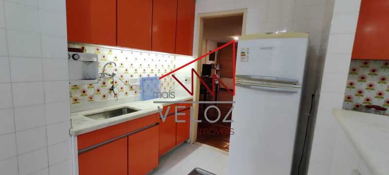 Apartamento à venda com 3 quartos, 130m² - Foto 19