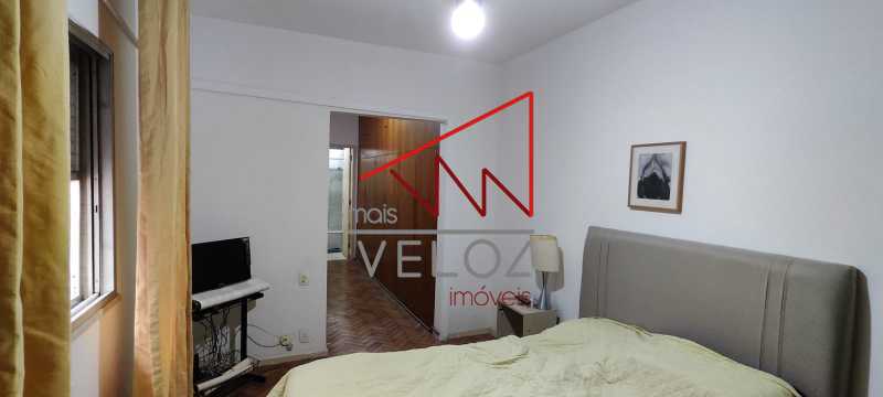 Apartamento à venda com 3 quartos, 130m² - Foto 21