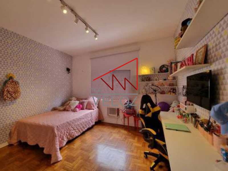 Apartamento à venda com 4 quartos, 150m² - Foto 4