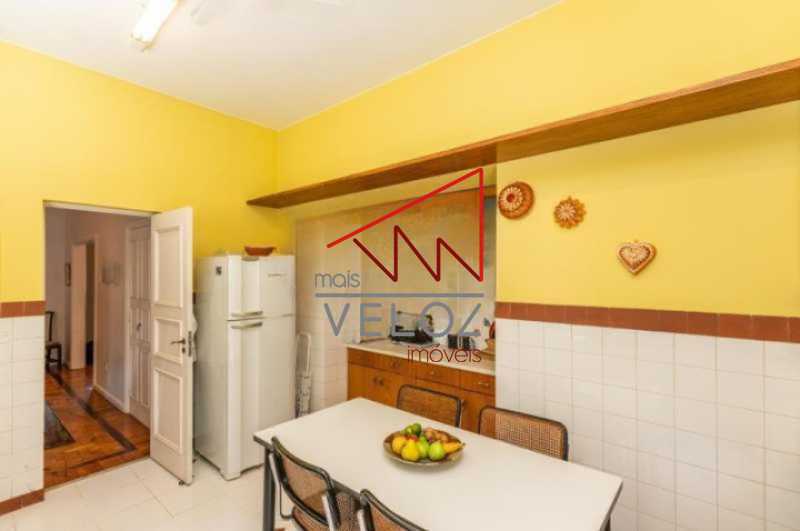 Apartamento à venda com 3 quartos, 182m² - Foto 14