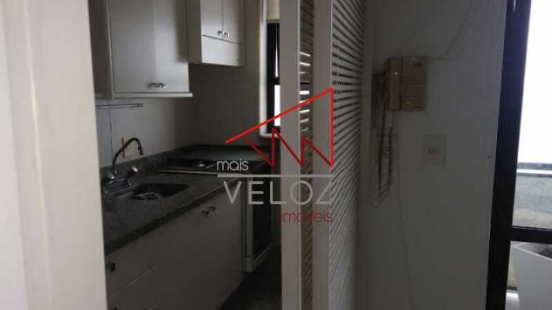 Apartamento à venda com 2 quartos, 90m² - Foto 17