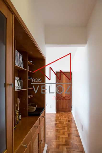 Apartamento à venda com 2 quartos, 60m² - Foto 23