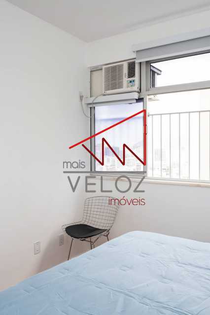 Apartamento à venda com 2 quartos, 60m² - Foto 26