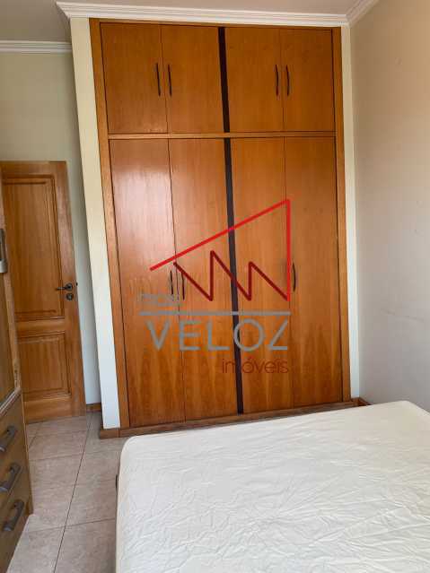 Apartamento à venda com 3 quartos, 135m² - Foto 10