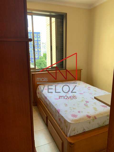 Apartamento à venda com 3 quartos, 135m² - Foto 13