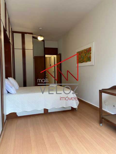 Apartamento à venda com 2 quartos, 80m² - Foto 23