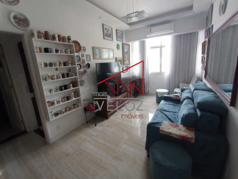 Apartamento à venda com 1 quarto, 53m² - Foto 1