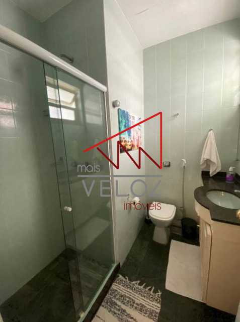 Apartamento à venda com 2 quartos, 100m² - Foto 18