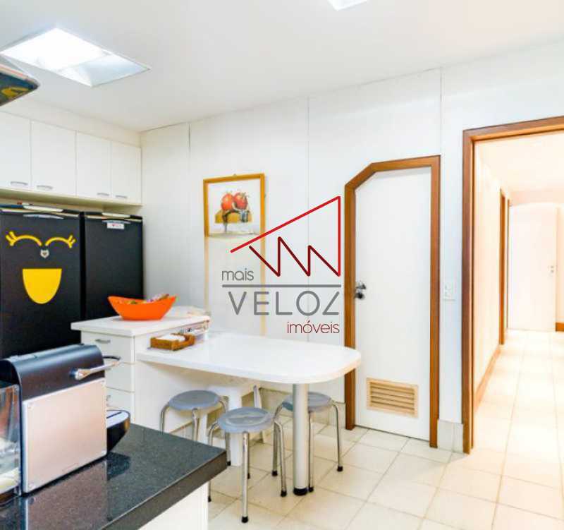 Apartamento à venda com 3 quartos, 290m² - Foto 13