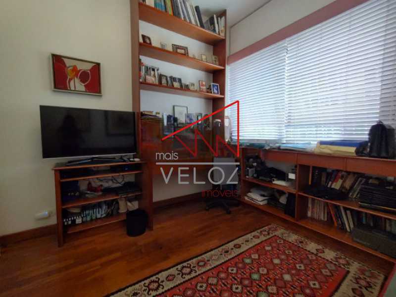 Apartamento à venda com 4 quartos, 260m² - Foto 8