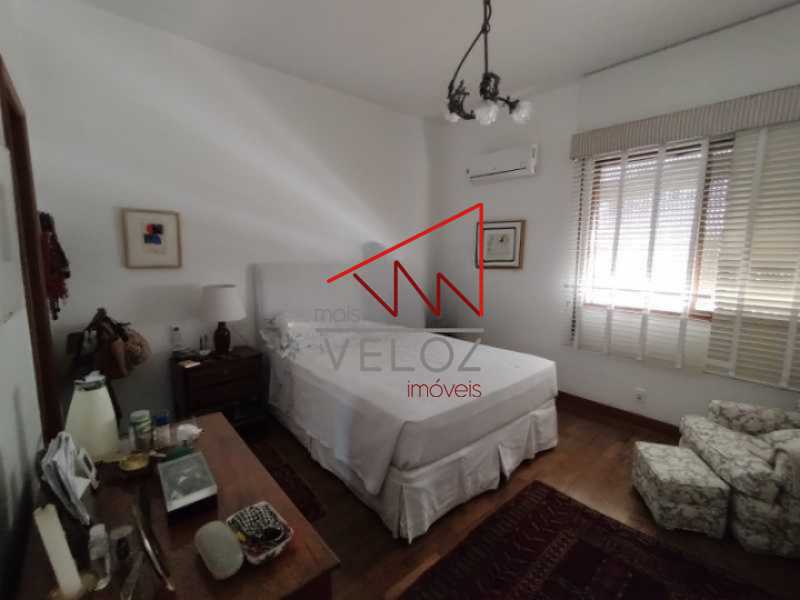 Apartamento à venda com 4 quartos, 260m² - Foto 13