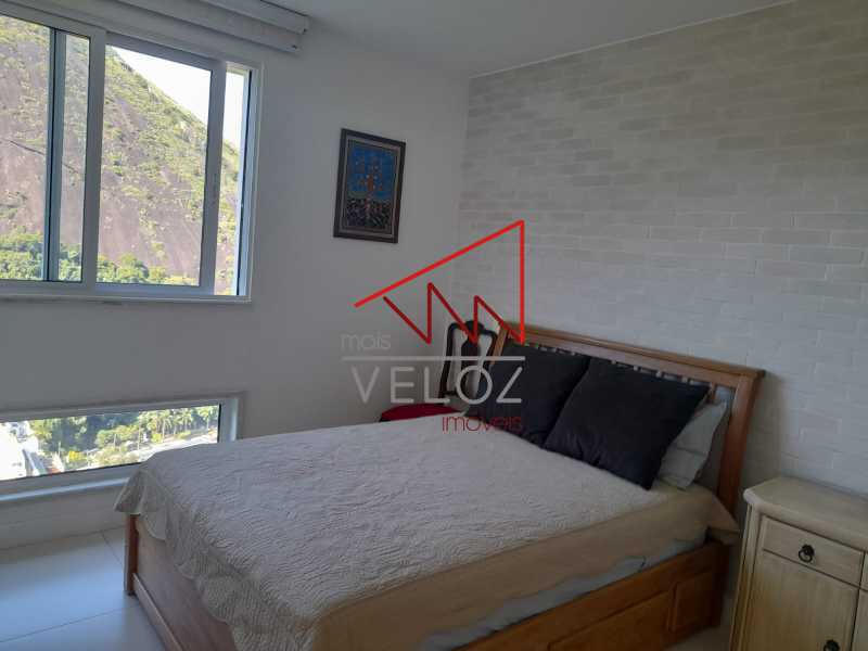 Apartamento à venda com 3 quartos, 97m² - Foto 21