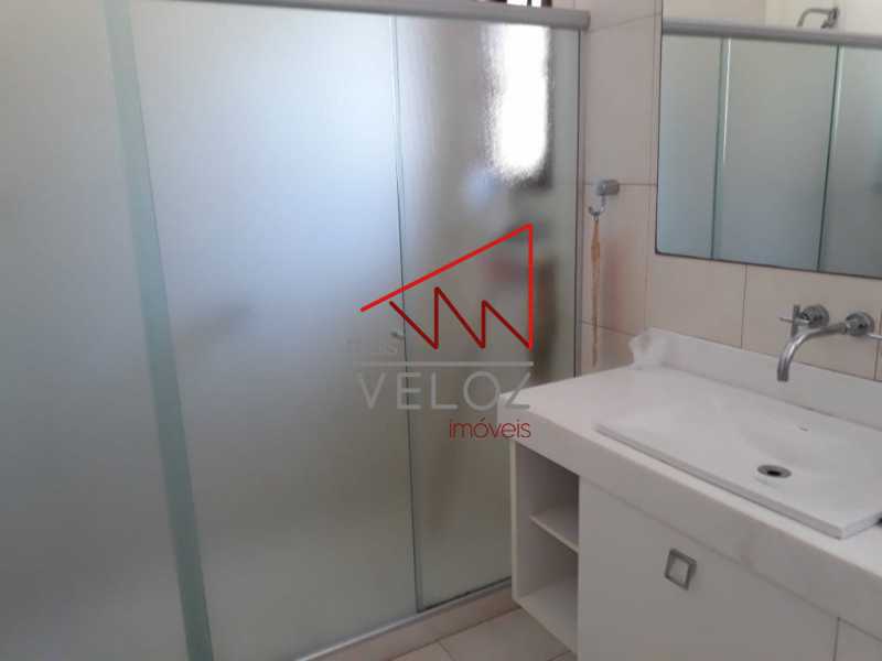 Casa de Condomínio à venda com 4 quartos, 320m² - Foto 11