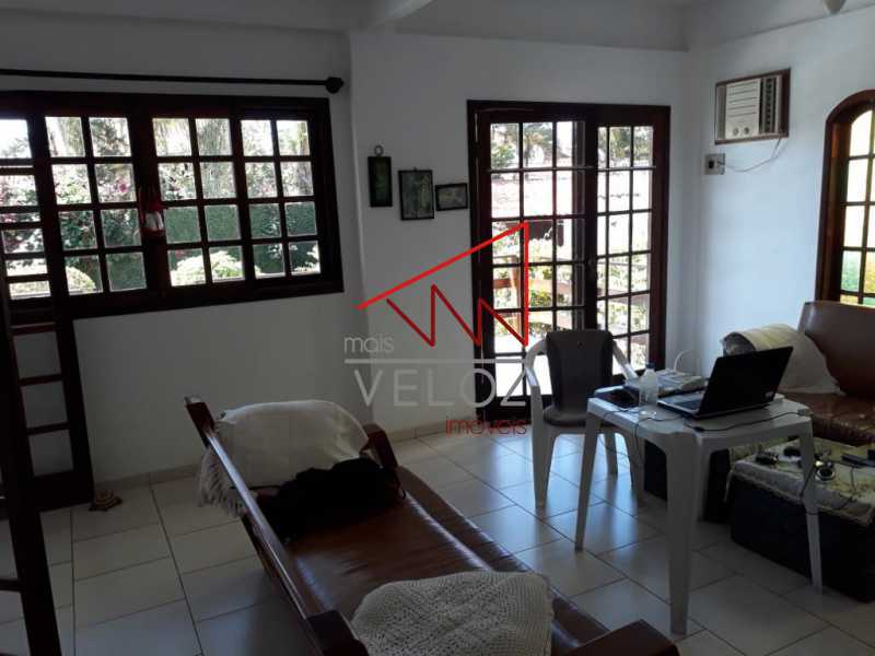 Casa de Condomínio à venda com 4 quartos, 320m² - Foto 14