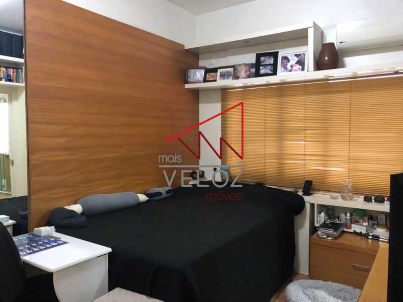 Apartamento à venda com 3 quartos, 82m² - Foto 4