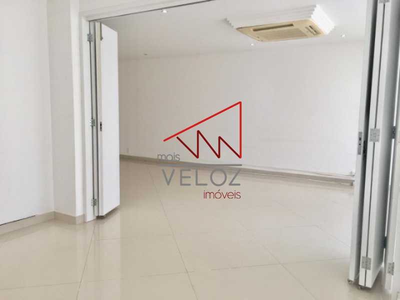 Apartamento à venda com 3 quartos, 100m² - Foto 11