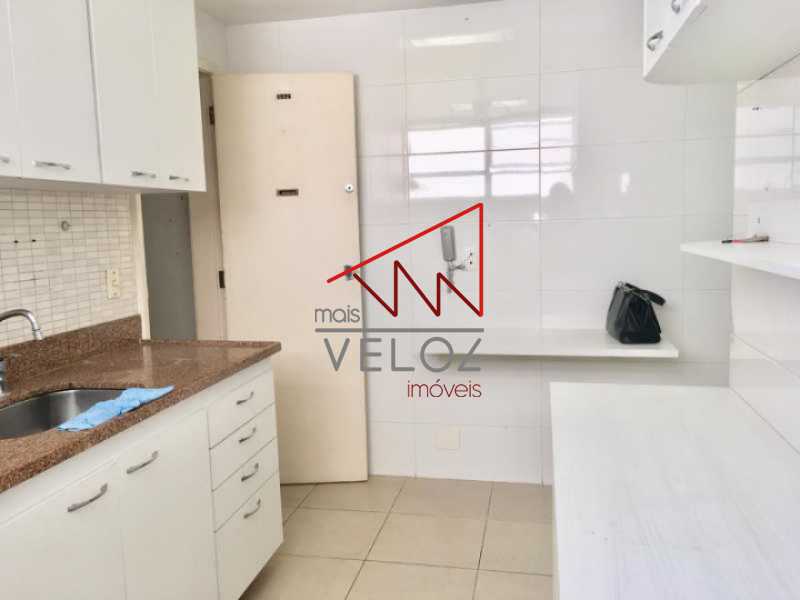 Apartamento à venda com 3 quartos, 100m² - Foto 23