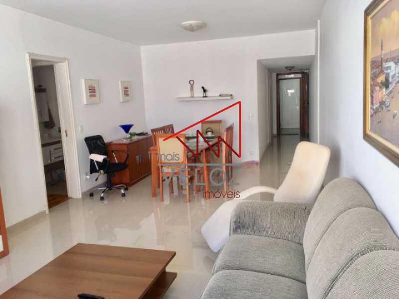 Apartamento à venda com 3 quartos, 110m² - Foto 4