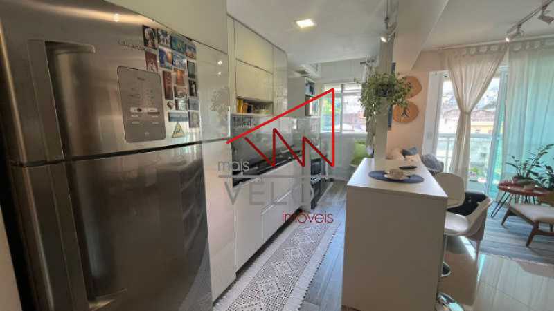 Apartamento à venda com 2 quartos, 74m² - Foto 6