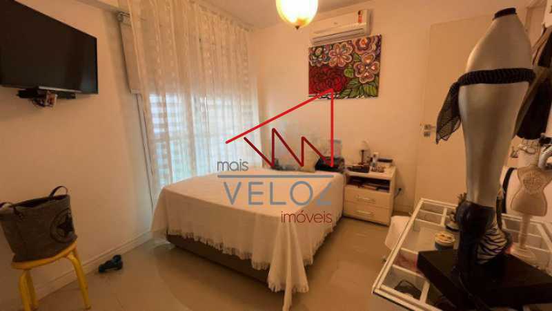 Apartamento à venda com 2 quartos, 74m² - Foto 16