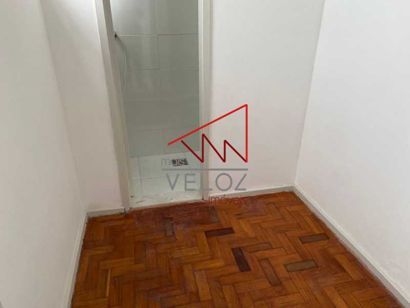 Apartamento à venda com 2 quartos, 75m² - Foto 19