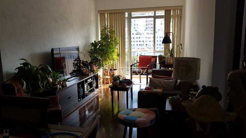 Apartamento à venda com 2 quartos, 75m² - Foto 1